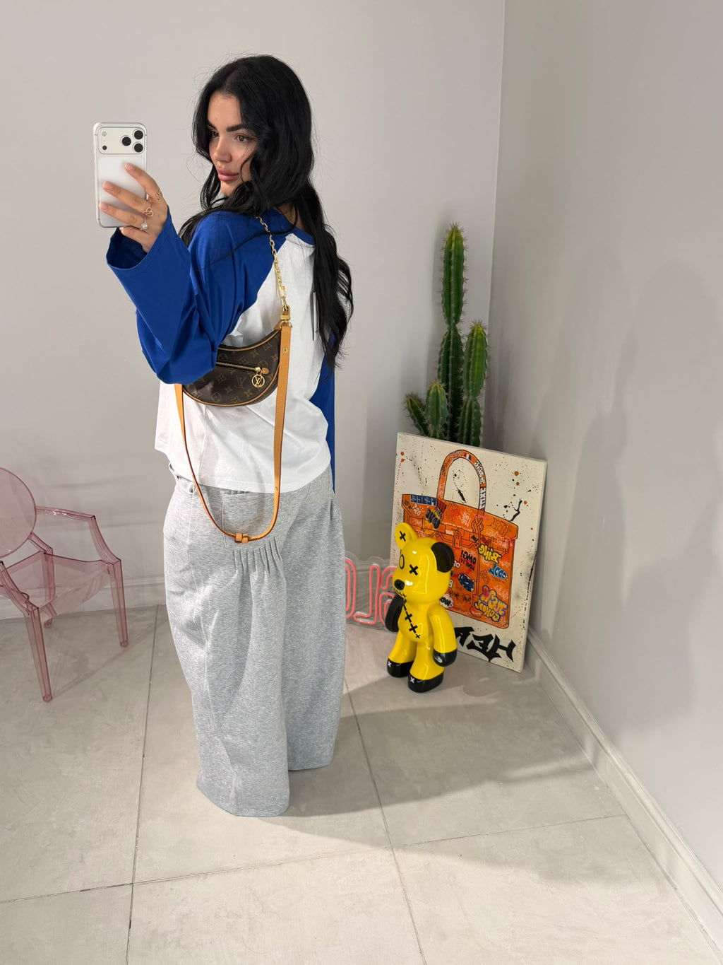 Pantatuta Grey